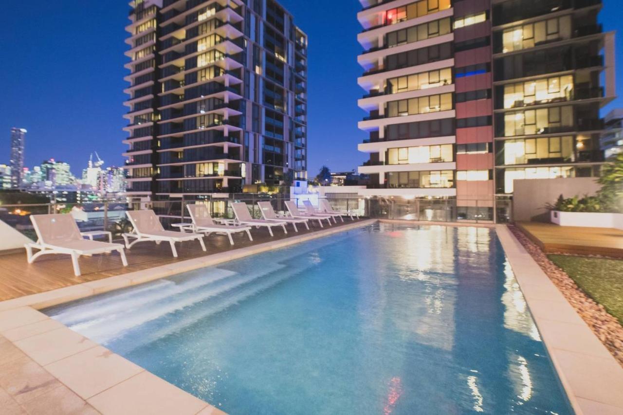 2 Bed Brisbane Resort Apartment Eksteriør billede
